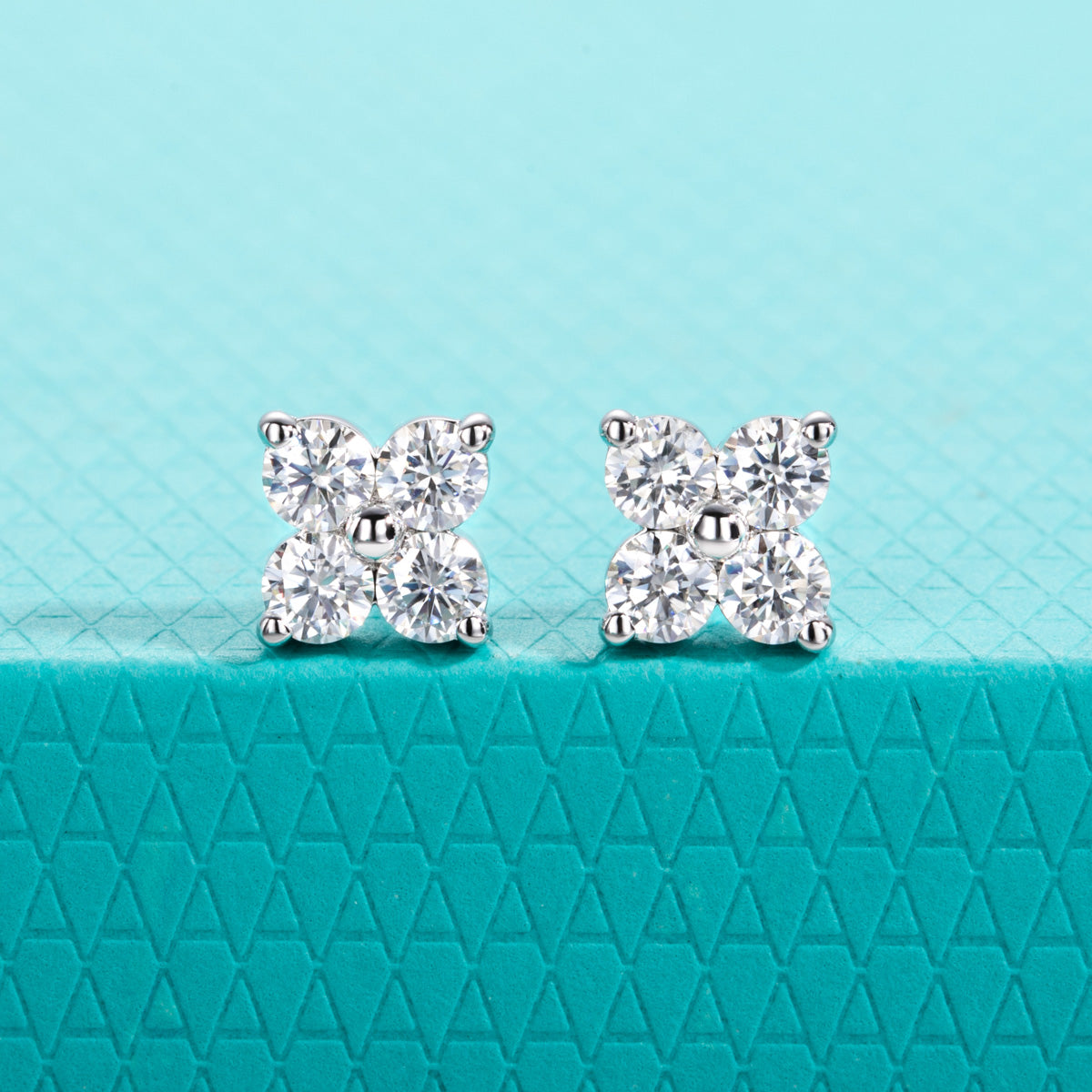 S925 Silver Lucky Four-Leaf Clover Moissanite Stud Earrings