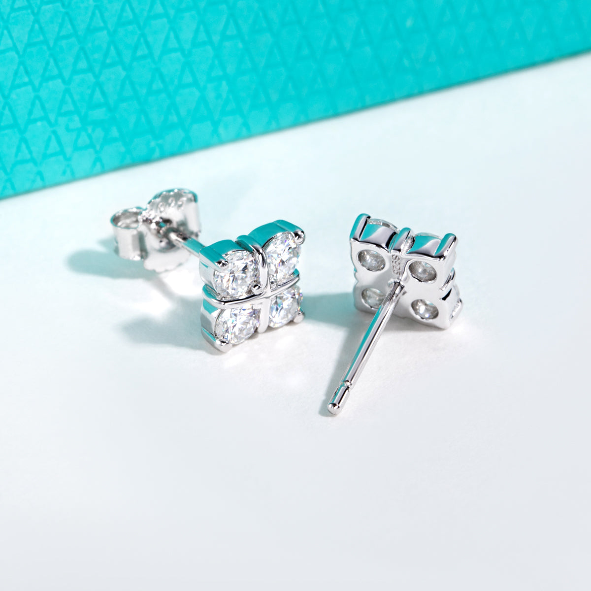 S925 Silver Lucky Four-Leaf Clover Moissanite Stud Earrings