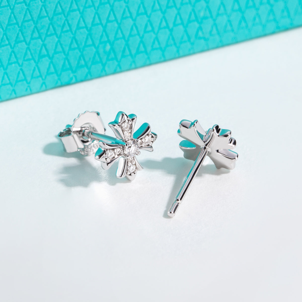 S925 Sterling Silver Moissanite Cross Stud Earrings
