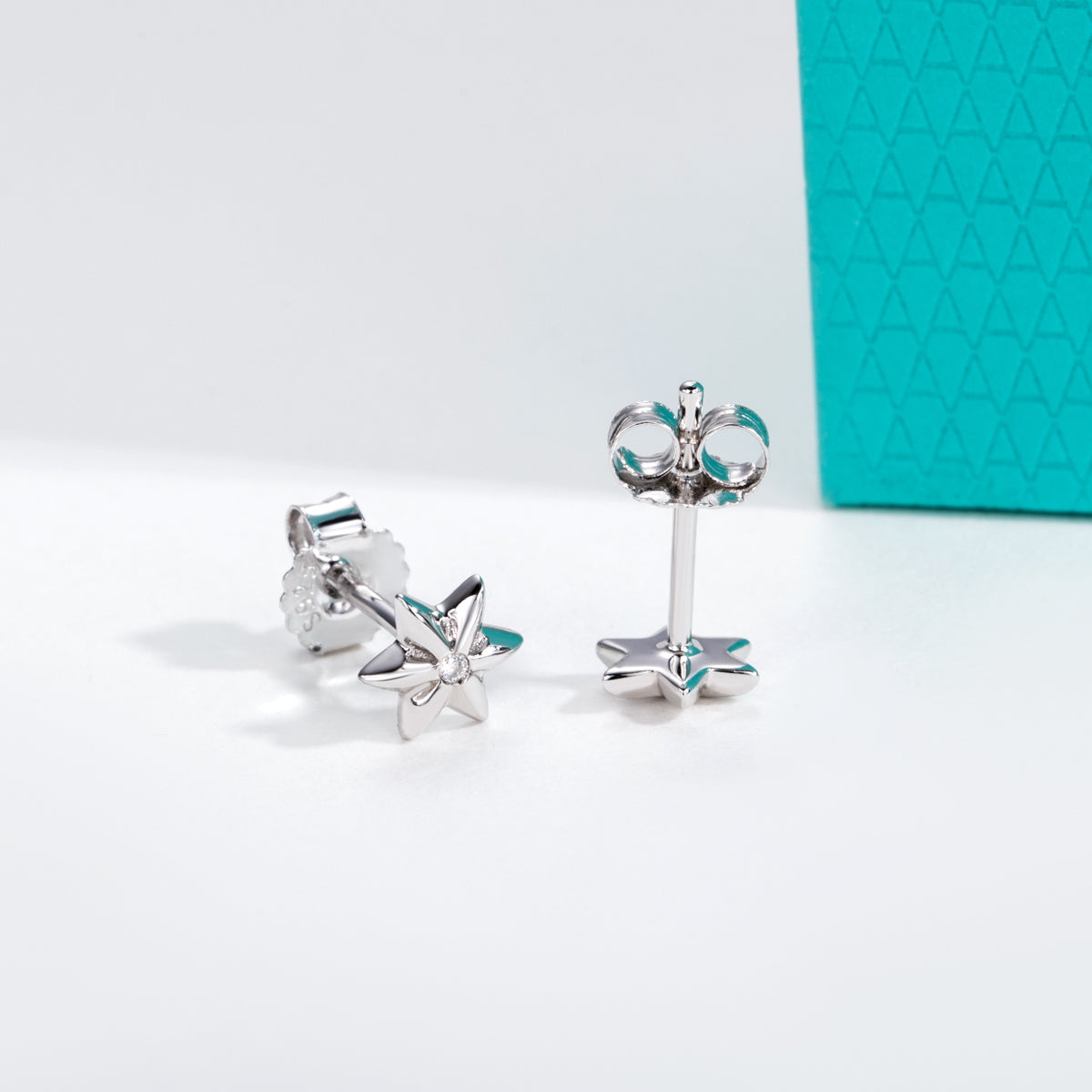 S925 Sterling Silver Moissanite Hexagram Stud Earrings