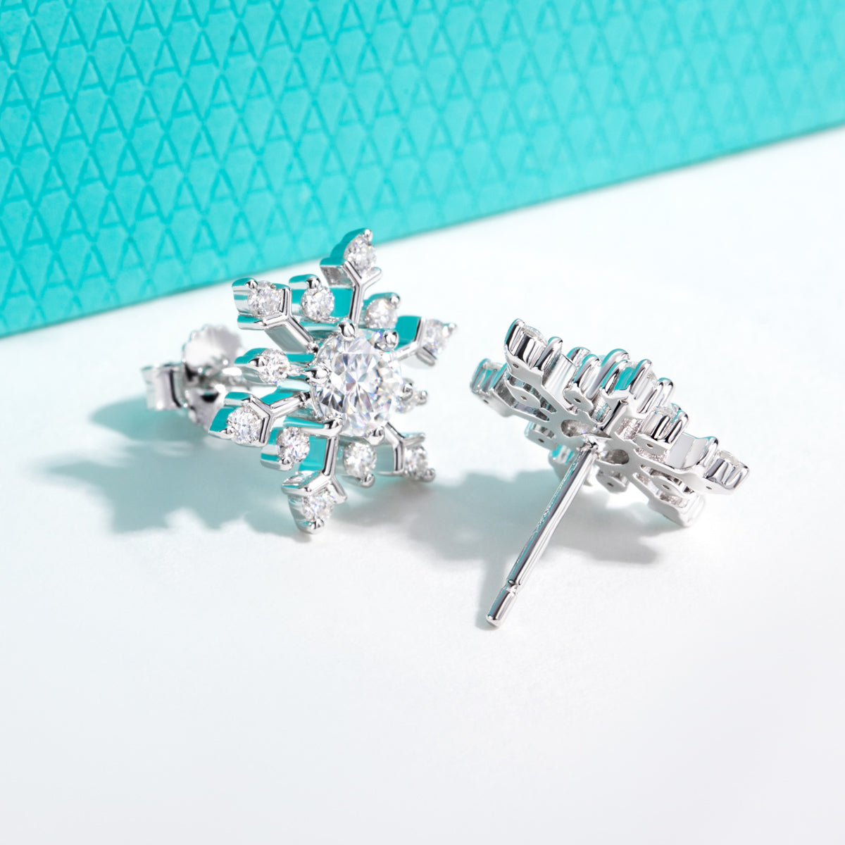 S925 Sterling Silver Moissanite Snowflake Stud Earrings