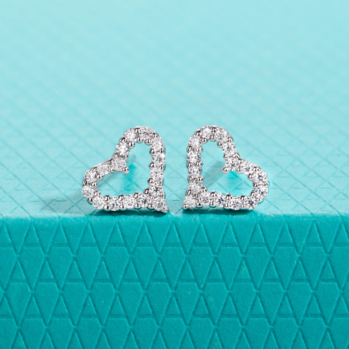 S925 Silver Fully Paved Moissanite Heart Shape Earrings