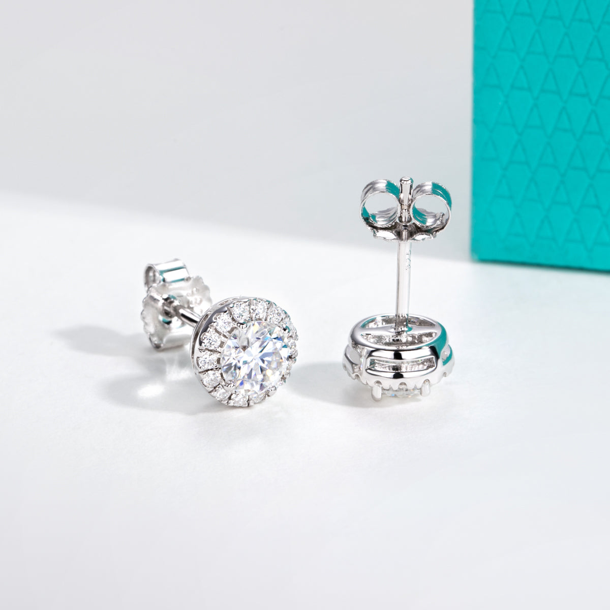 S925 Sterling Silver 5.0mm Round Moissanite Stud Earrings