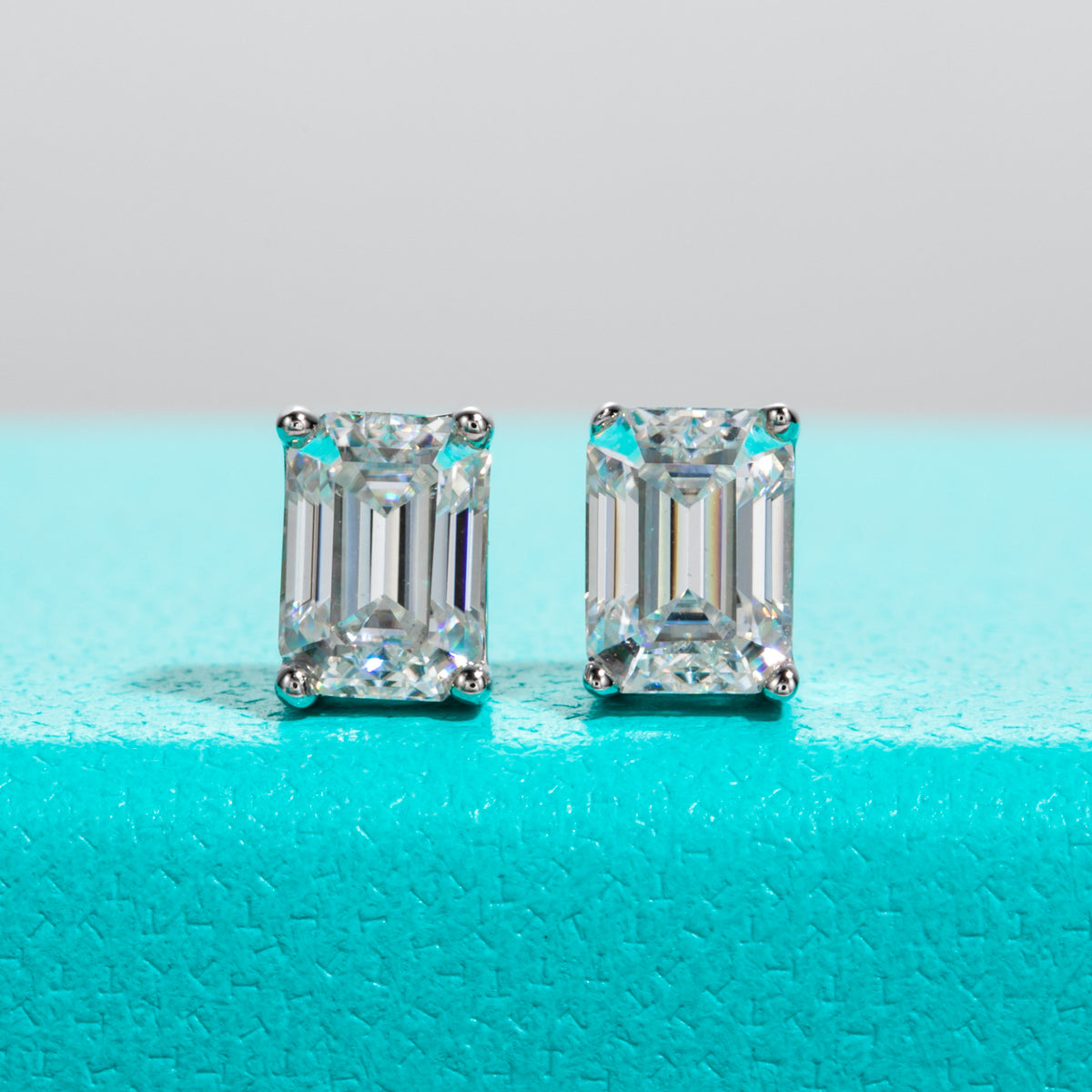 10K Gold Ear Pin Emerald Cut Stud Earrings Luxury Color Stone Earrings