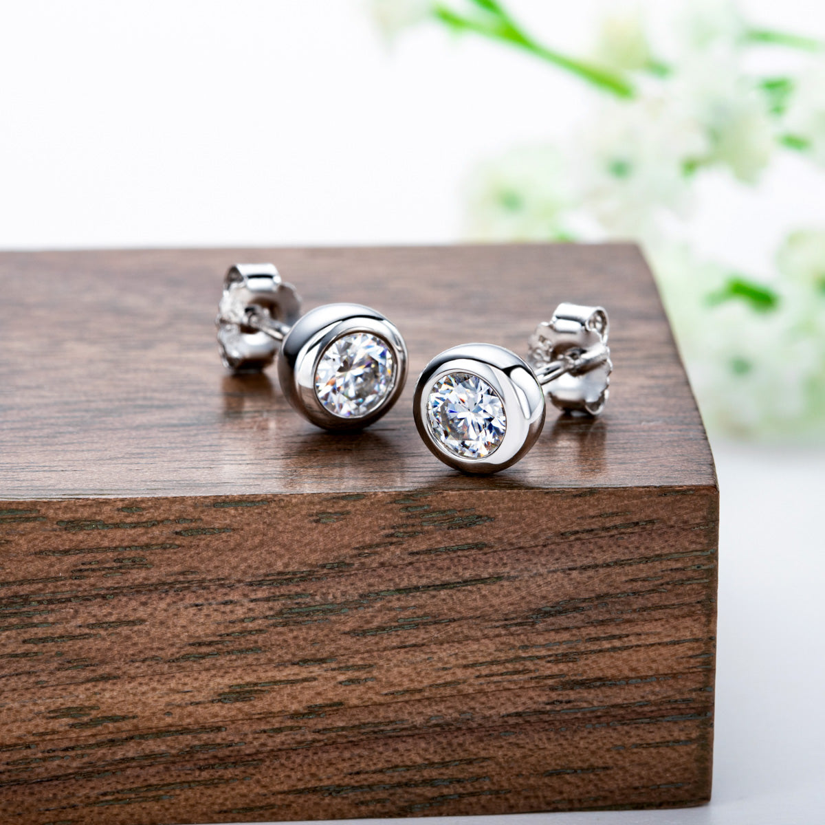 5mm Bubble Moissanite Studs | Store Bestseller Traffic Earrings