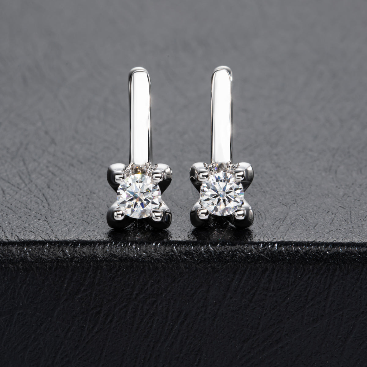 5mm 0.5CT Moissanite Stud Earrings Pair