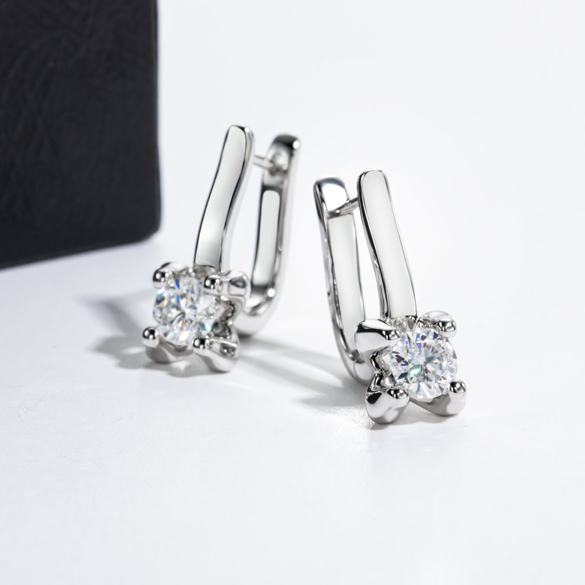 5mm 0.5CT Moissanite Stud Earrings Pair