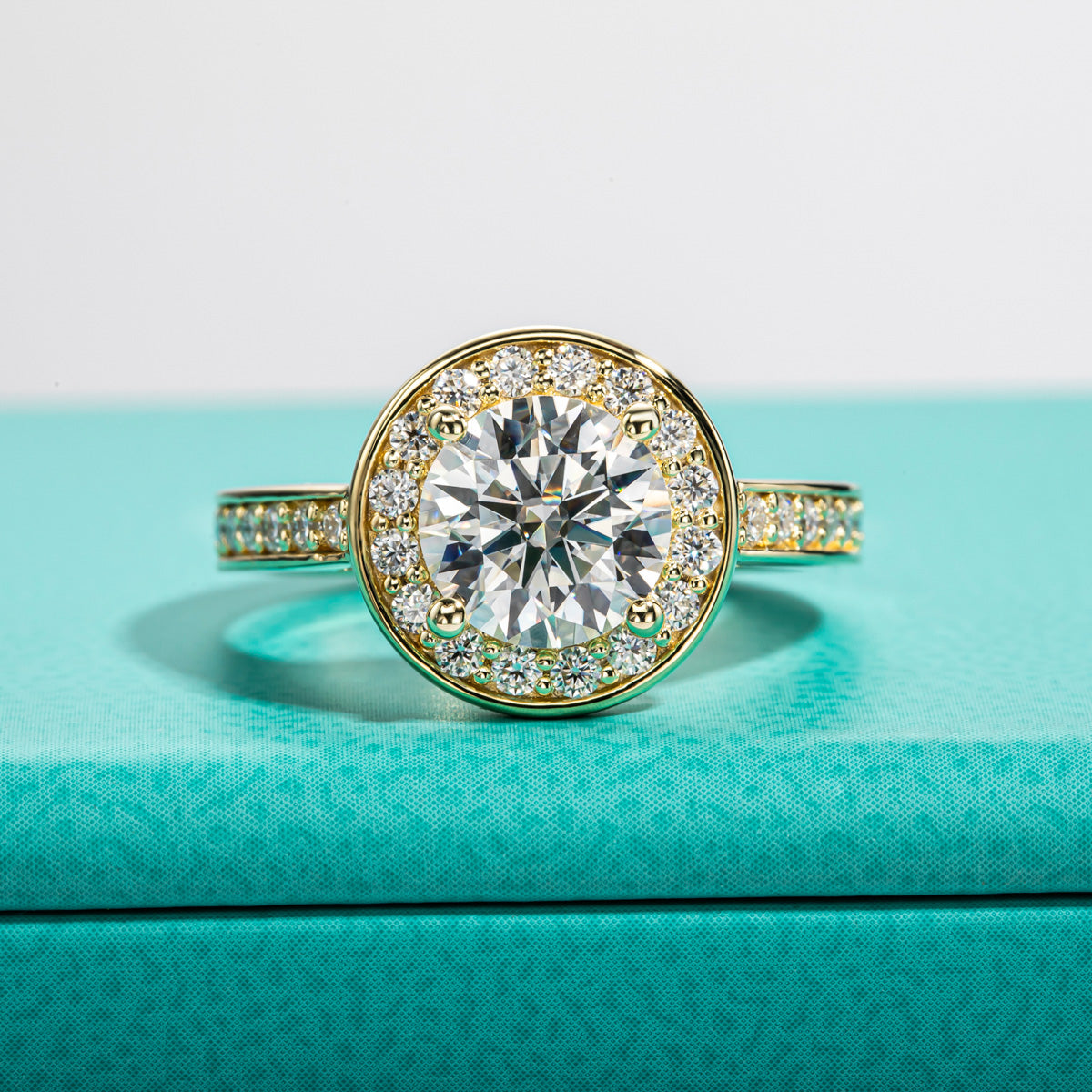 Halo Moissanite Diamond Engagement Ring (1/2/3CT)