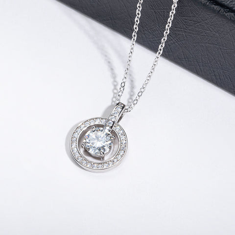 Round Brilliant Cut Moissanite Diamond Pendants Necklace (1 ct)