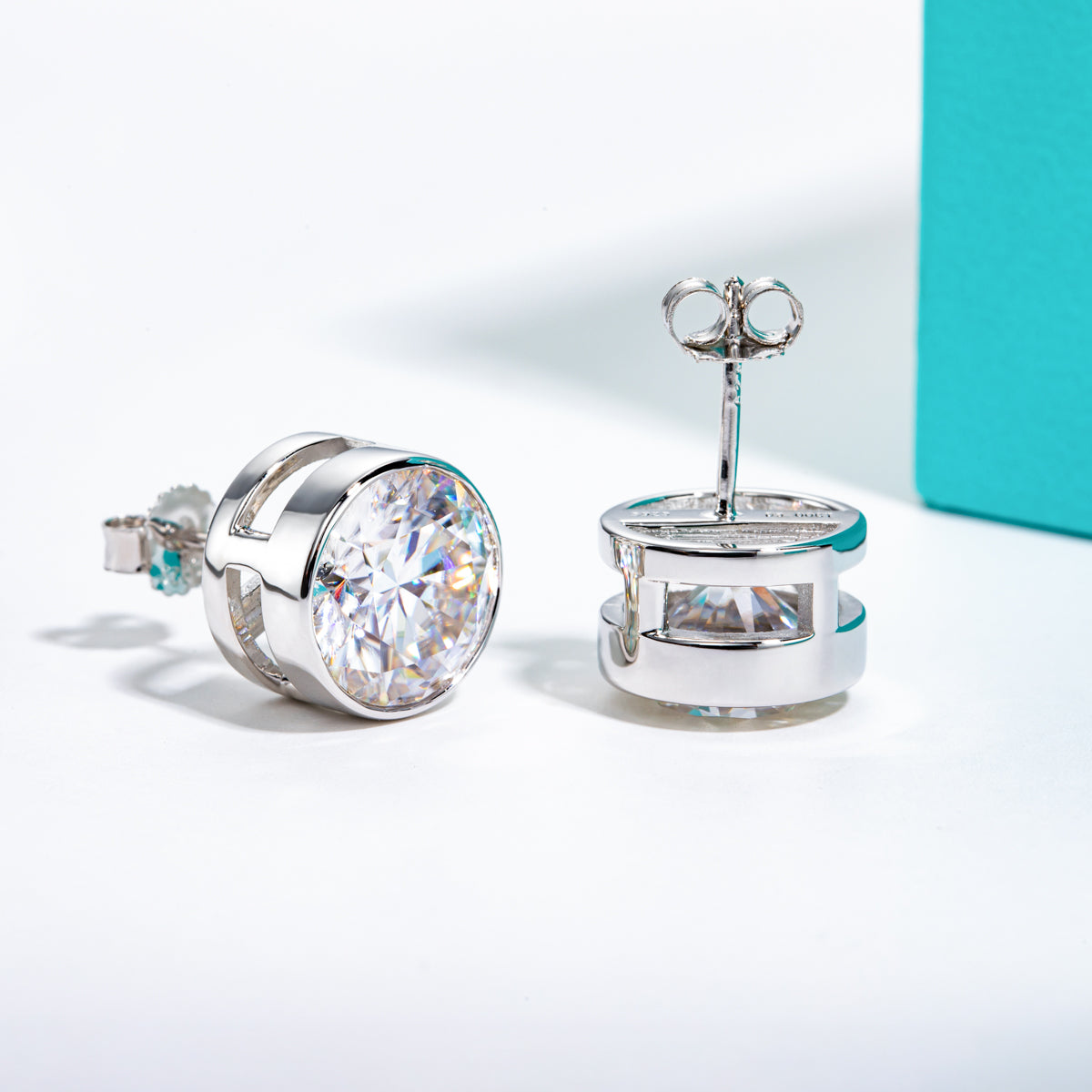 5mm Round Moissanite Stud Earrings