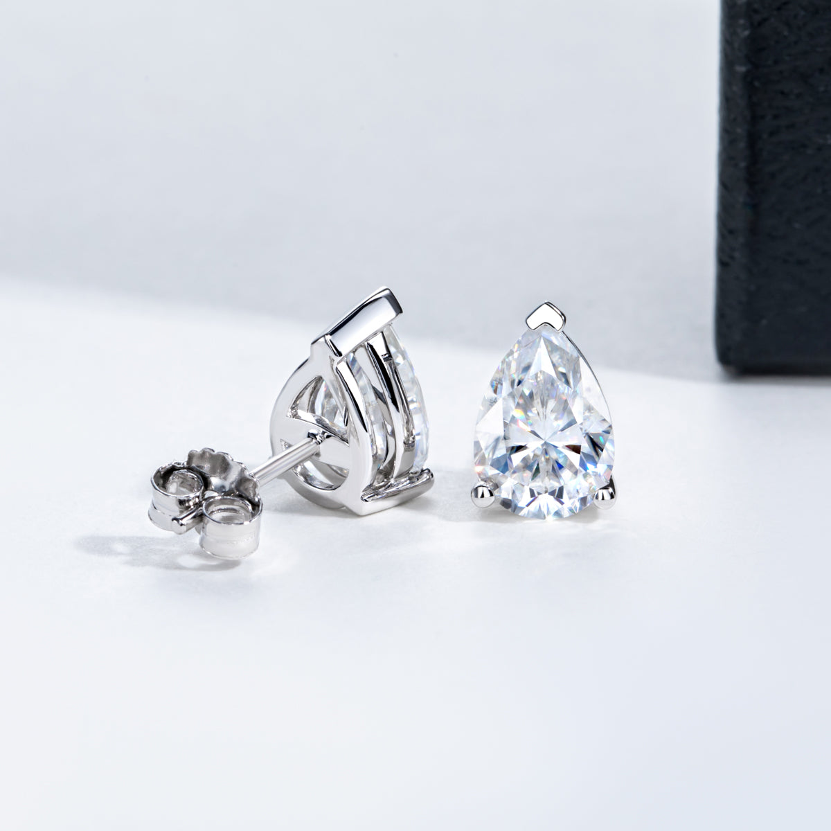 S925 Silver Pear-Shaped Moissanite Stud Earrings, Standard Cut