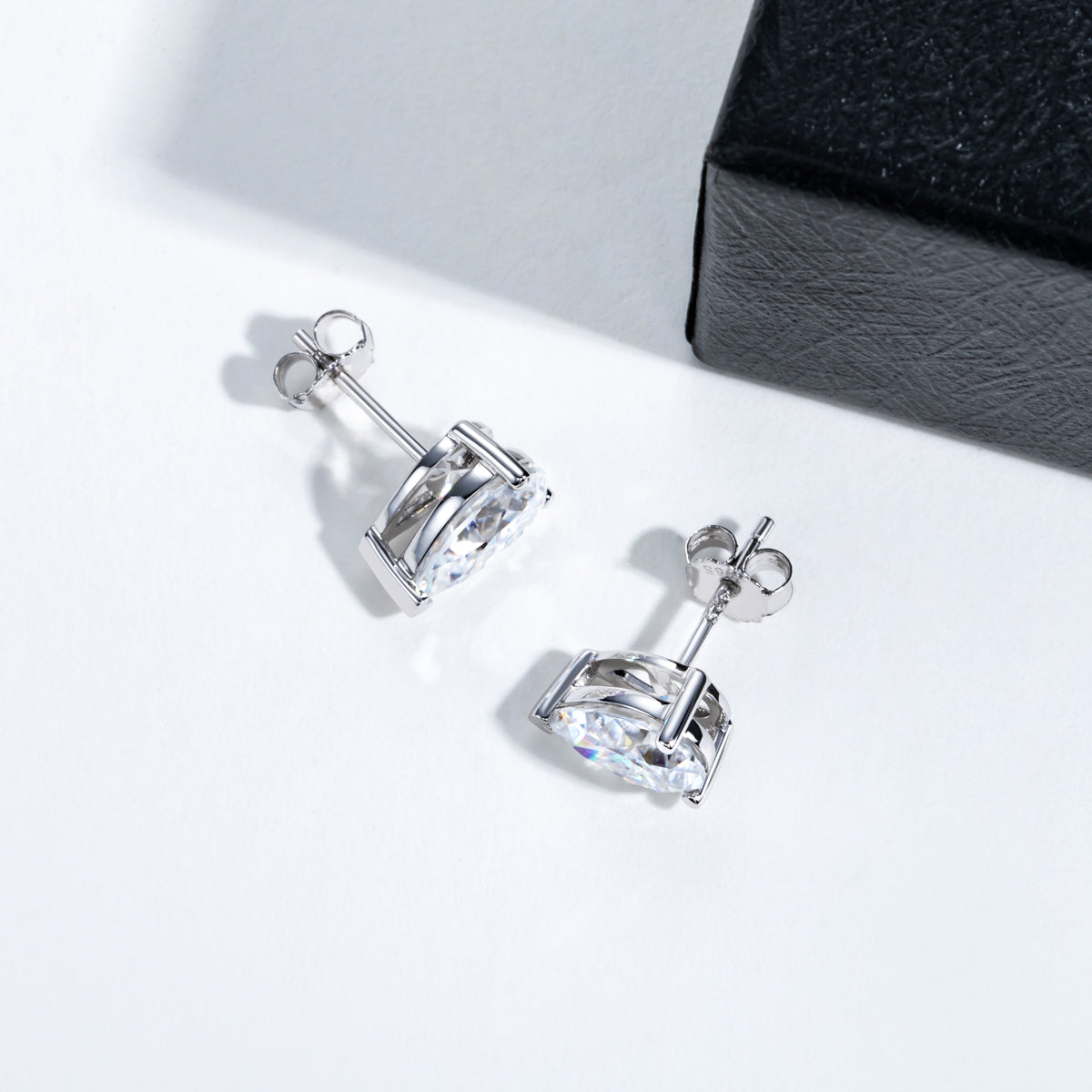 S925 Silver Pear-Shaped Moissanite Stud Earrings, Standard Cut