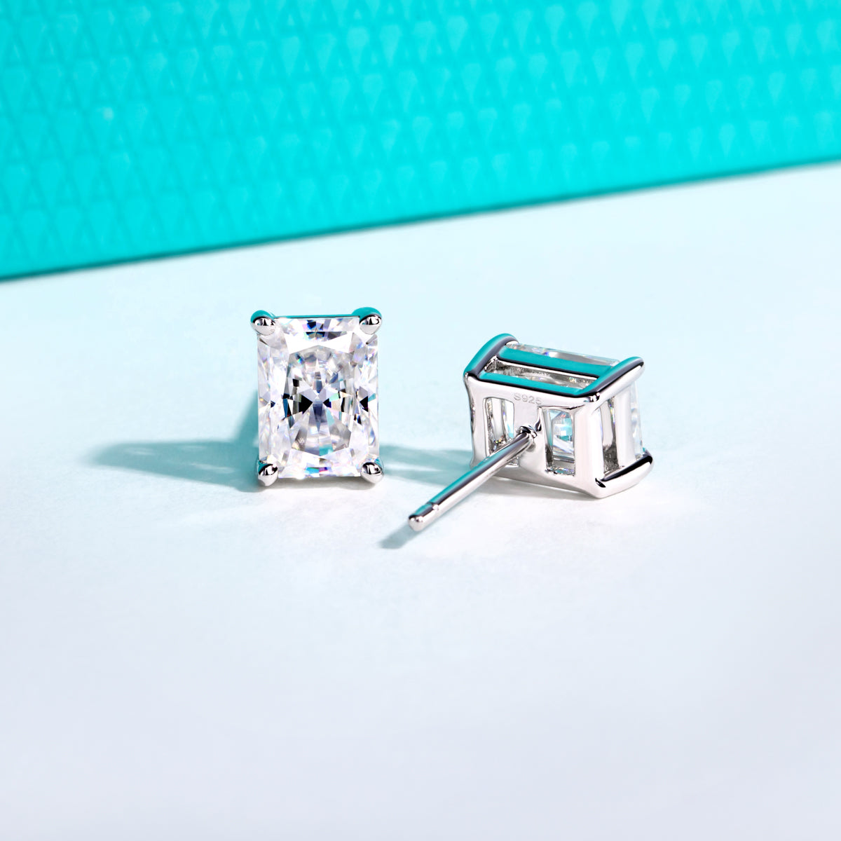 S925‑Silver Radiant‑Cut Moissanite Stud Earrings