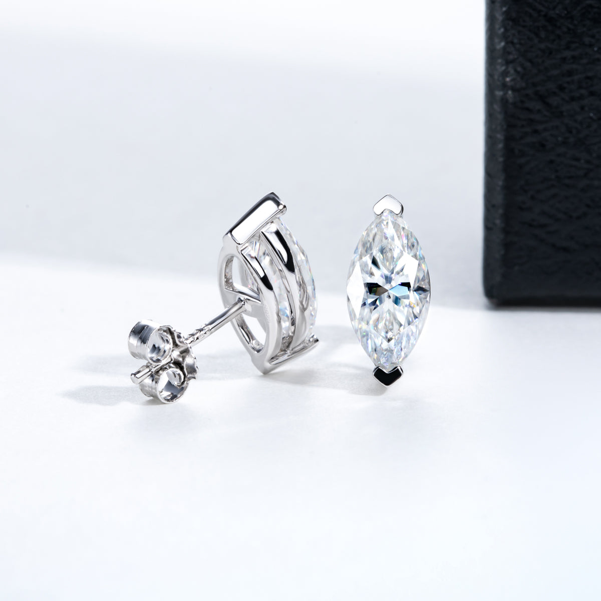 S925‑Silver Marquise‑Cut Moissanite Stud Earrings