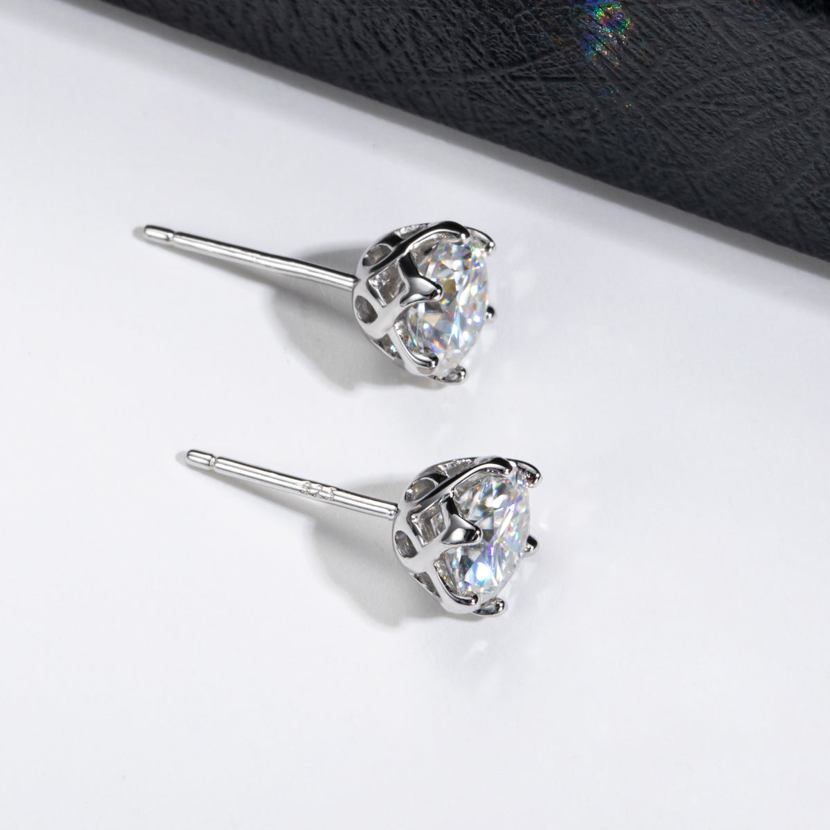 1CT Classic Moissanite Silver Stud Earrings