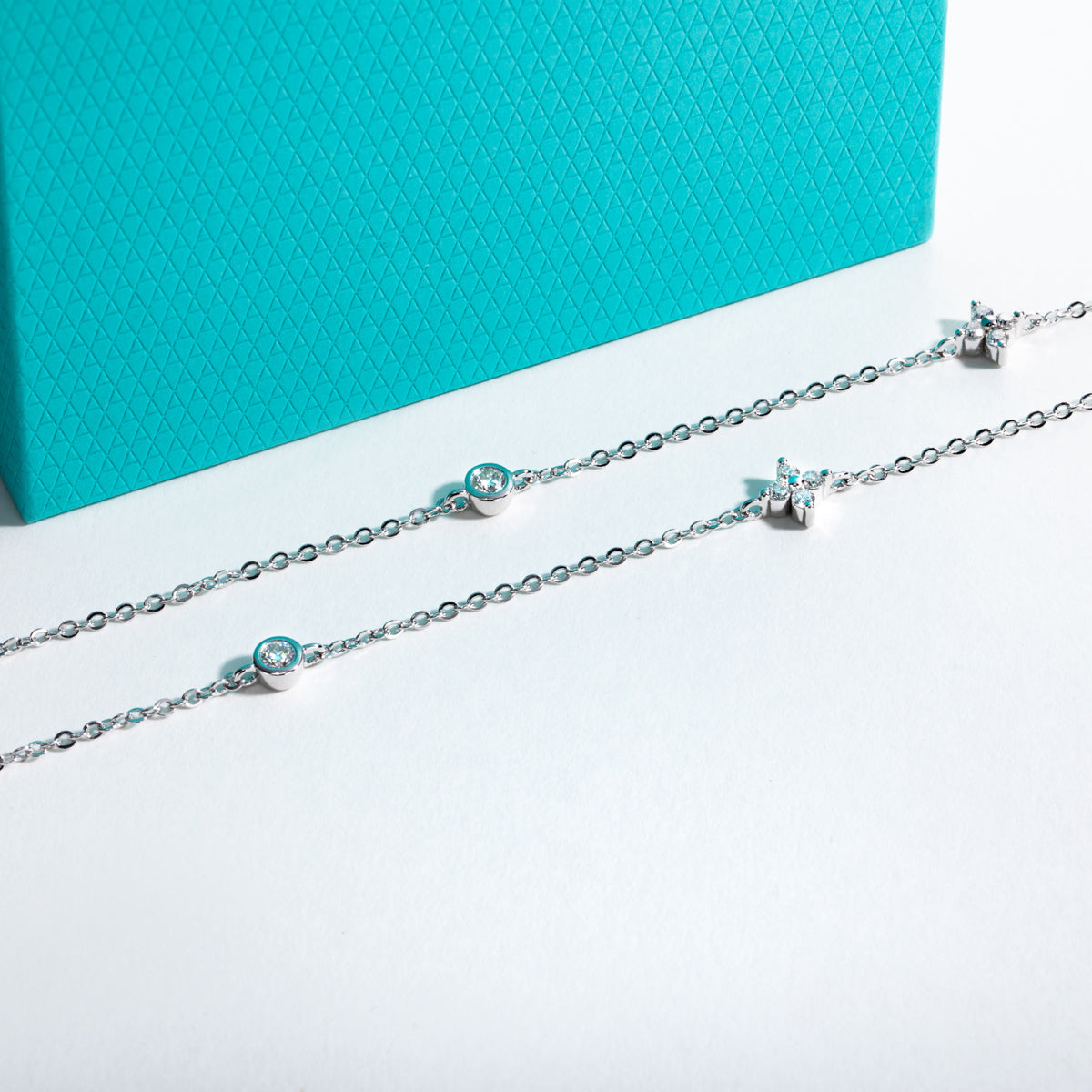 S925 Sterling Silver Four-Leaf Clover Moissanite Clavicle Necklace