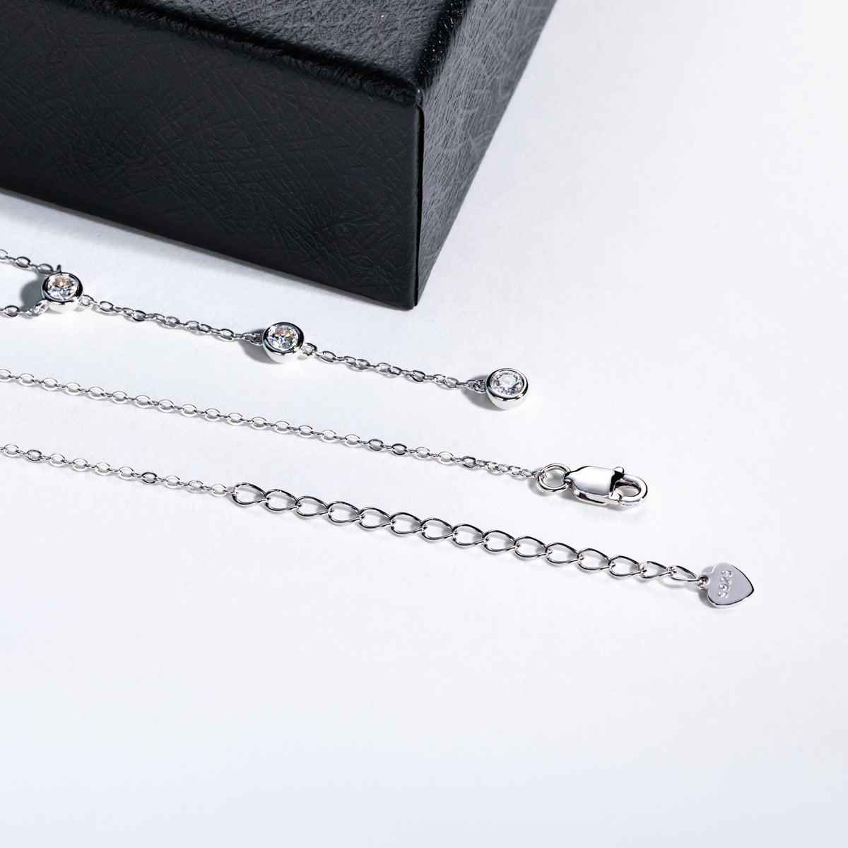 S925 Sterling Silver Bezel-Set Moissanite Necklace with O-Chain