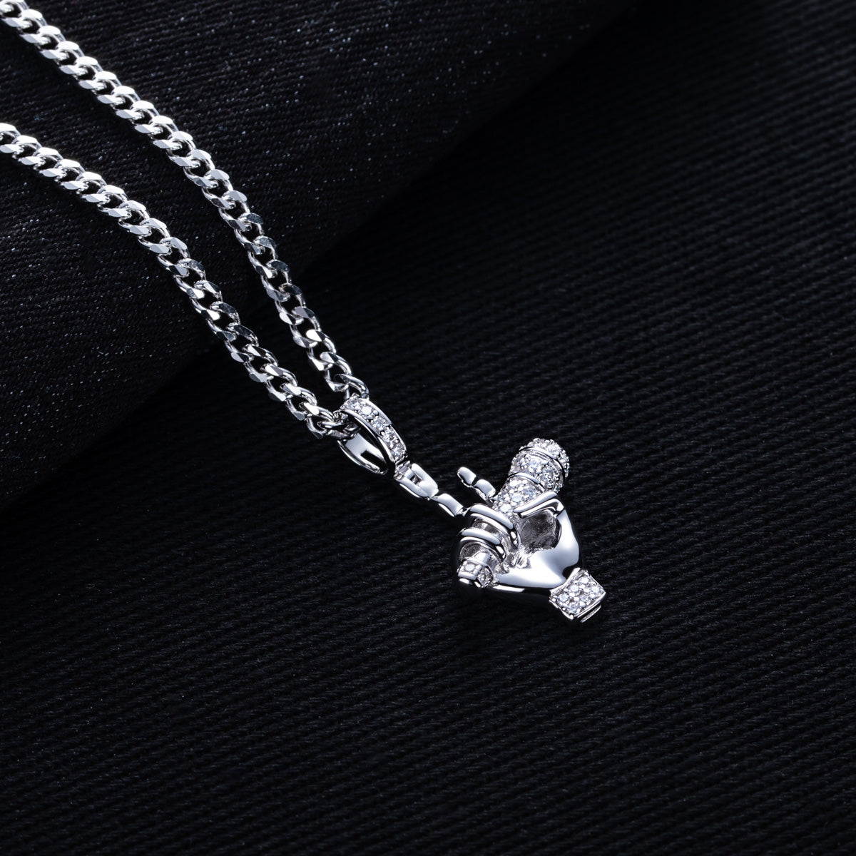 S925 Silver Moissanite Hip-hop Microphone Pendant
