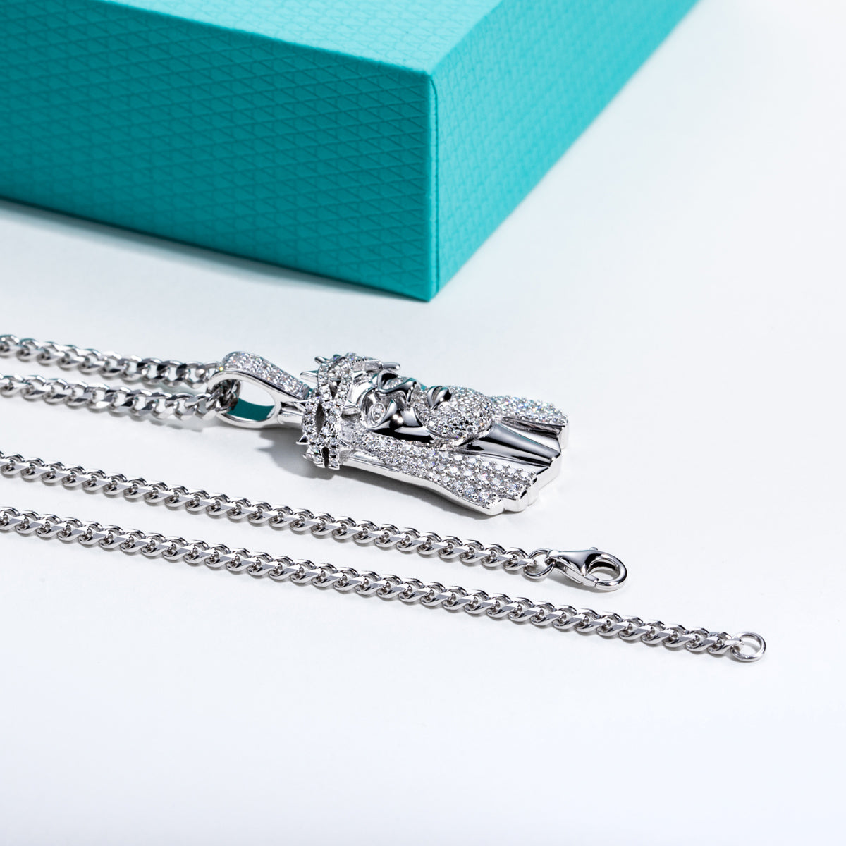 S925 Silver Moissanite Hip Hop Human Face Pendant