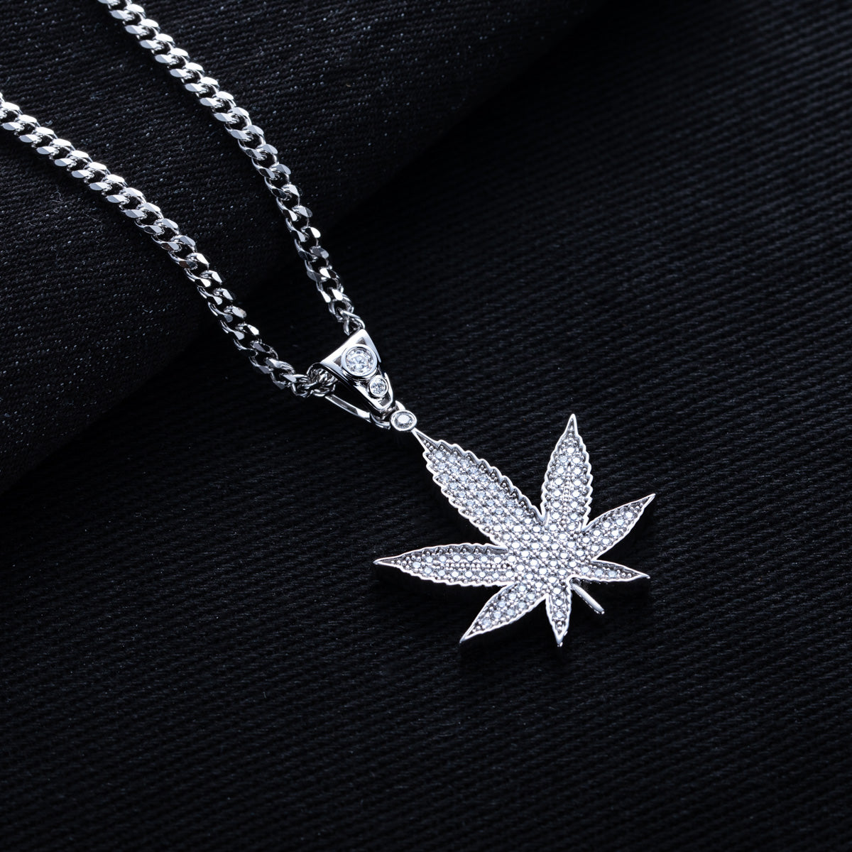 S925 Moissanite Maple Leaf Pendant with 60cm Stainless Steel Chain