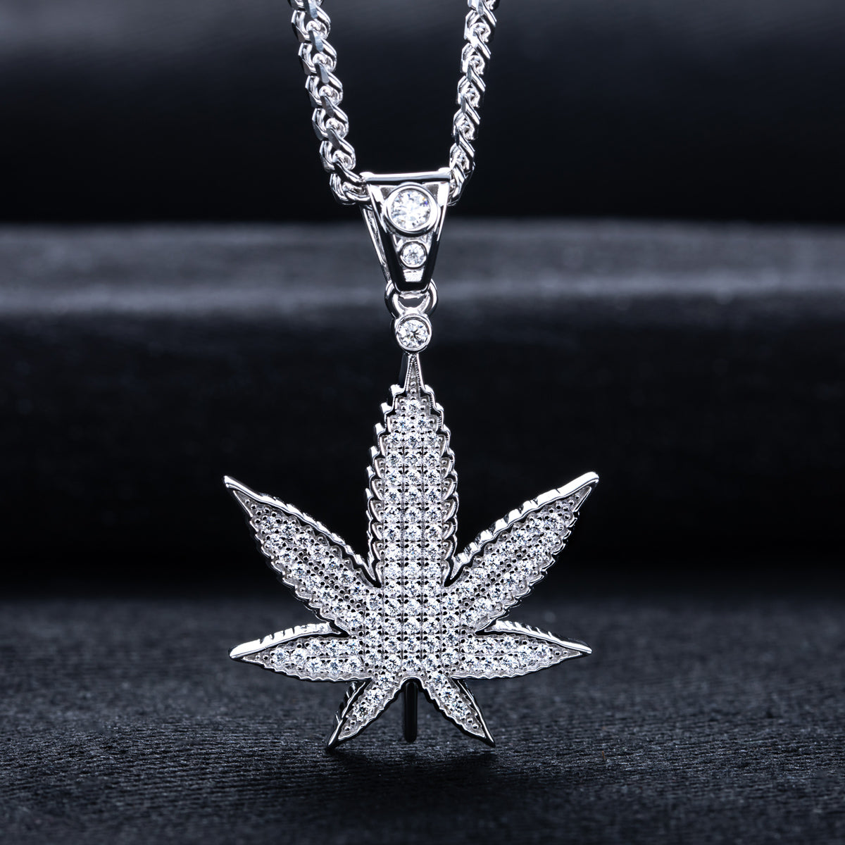 S925 Moissanite Maple Leaf Pendant with 60cm Stainless Steel Chain