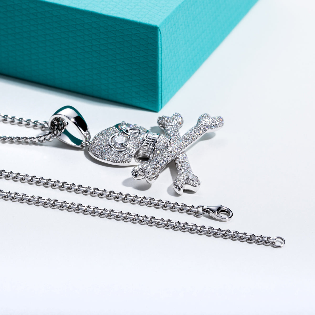 S925 Silver Full Moissanite Skull Pendant