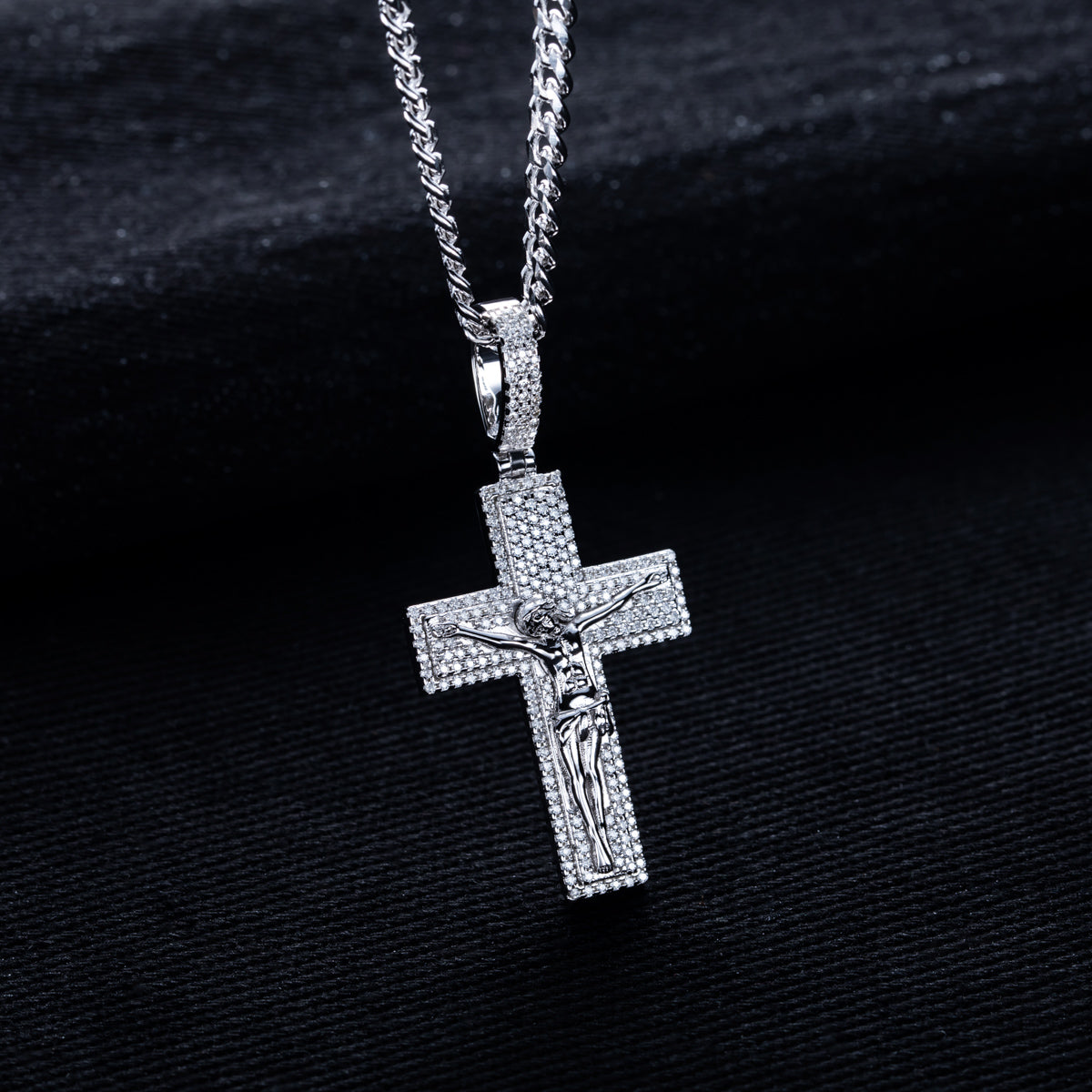 S925 Silver Moissanite Cross Pendant