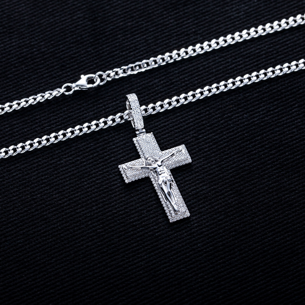 S925 Silver Moissanite Cross Pendant