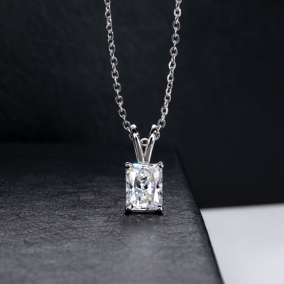 S925 Silver Radiant Cut Moissanite Pendant