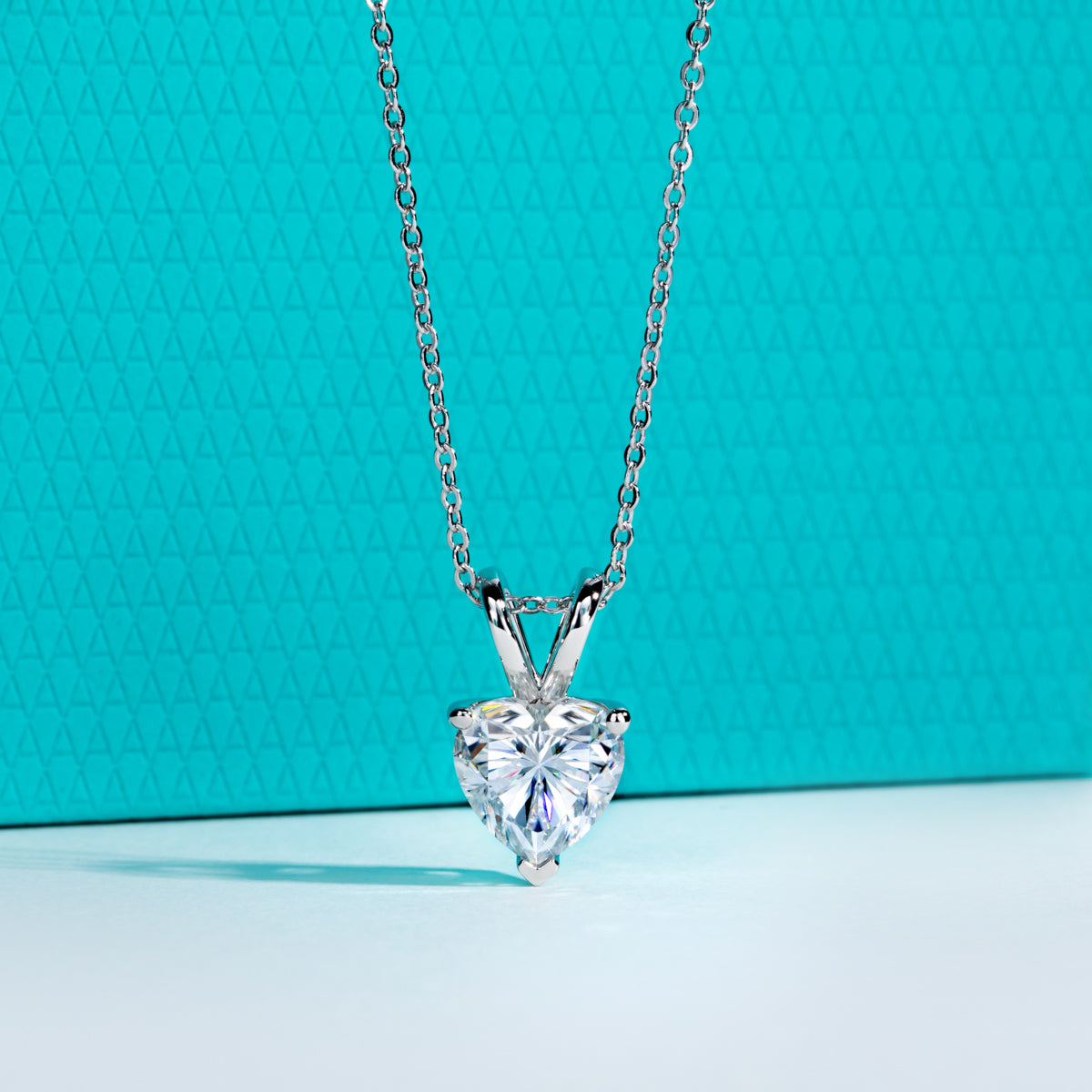 S925 Silver Heart Moissanite Pendant