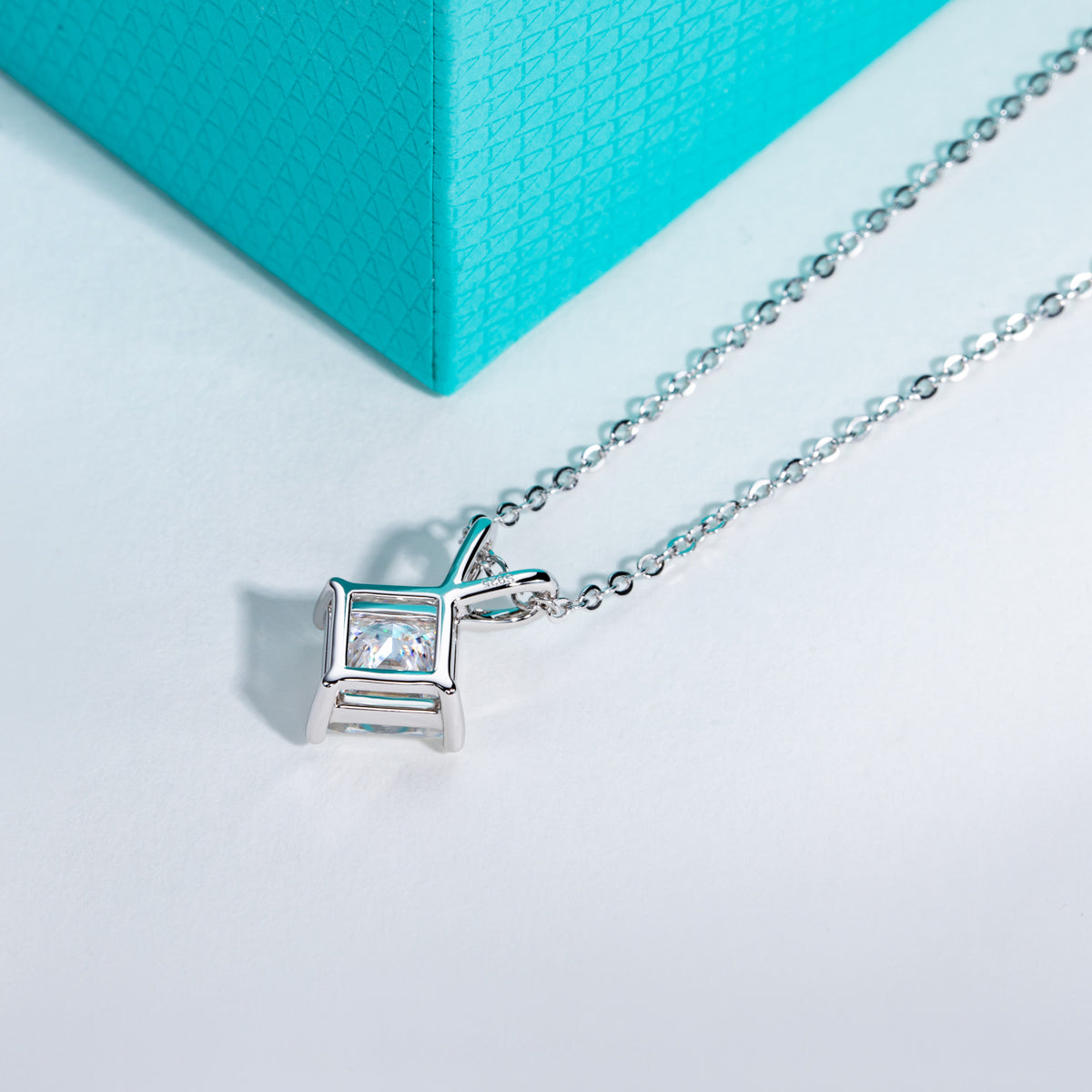 S925 Silver Princess Cut Moissanite Pendant