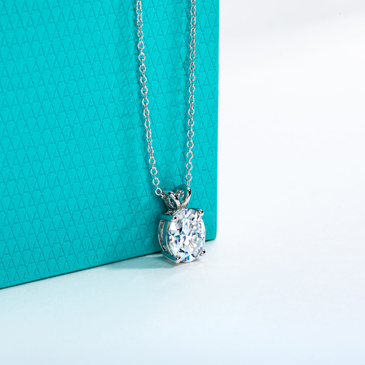 S925 Sterling Silver Oval Moissanite Clavicle Necklace