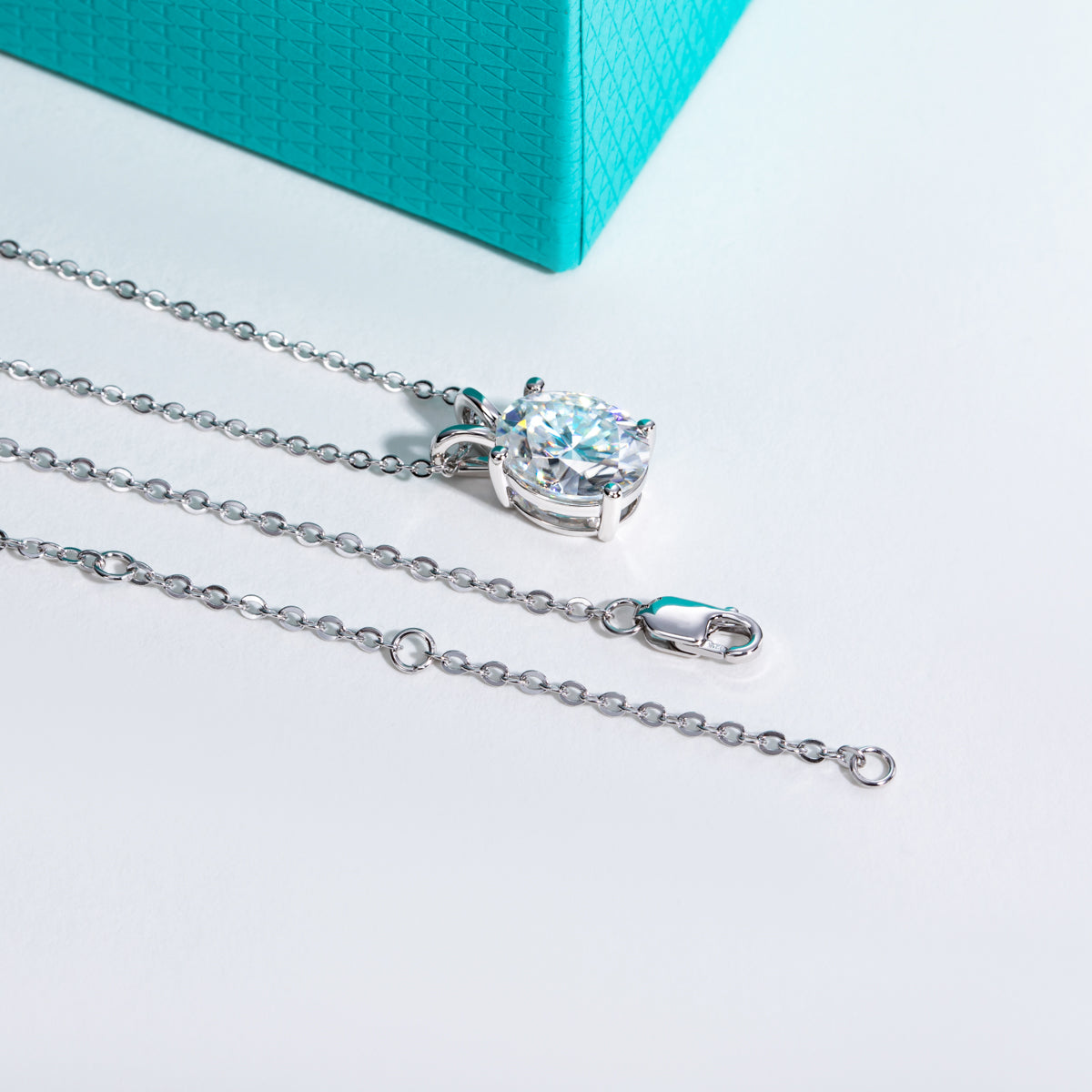 S925 Sterling Silver Oval Moissanite Clavicle Necklace
