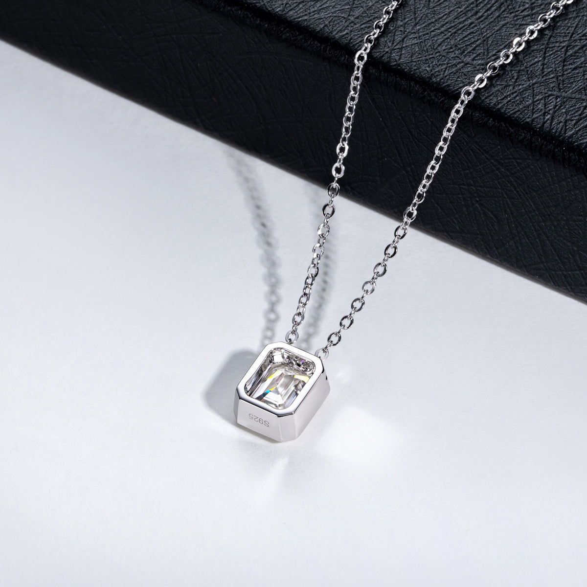 S925 Silver Moissanite Emerald Pendant