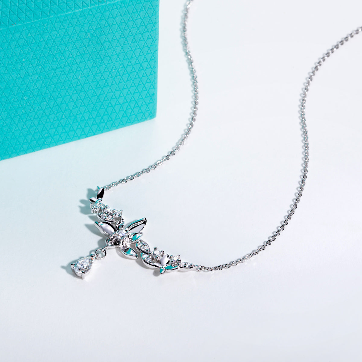 Orchid‑Shaped Minimalist Sterling Silver Clavicle Necklace