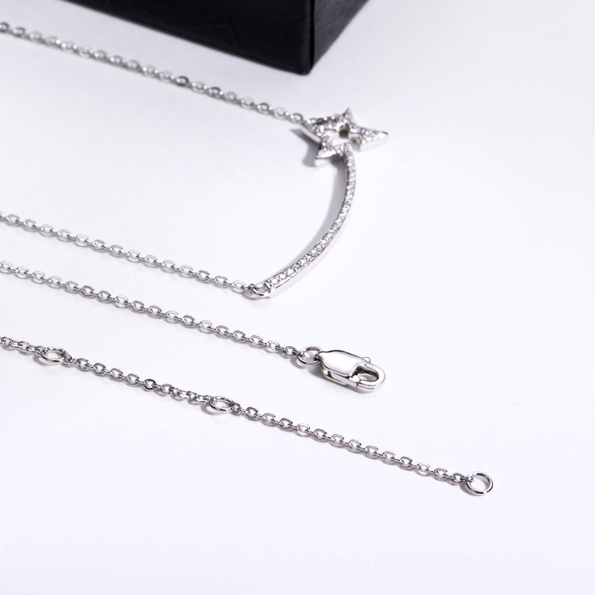 S925‑Sterling Silver Round Moissanite Meteor Smile Collarbone Necklace