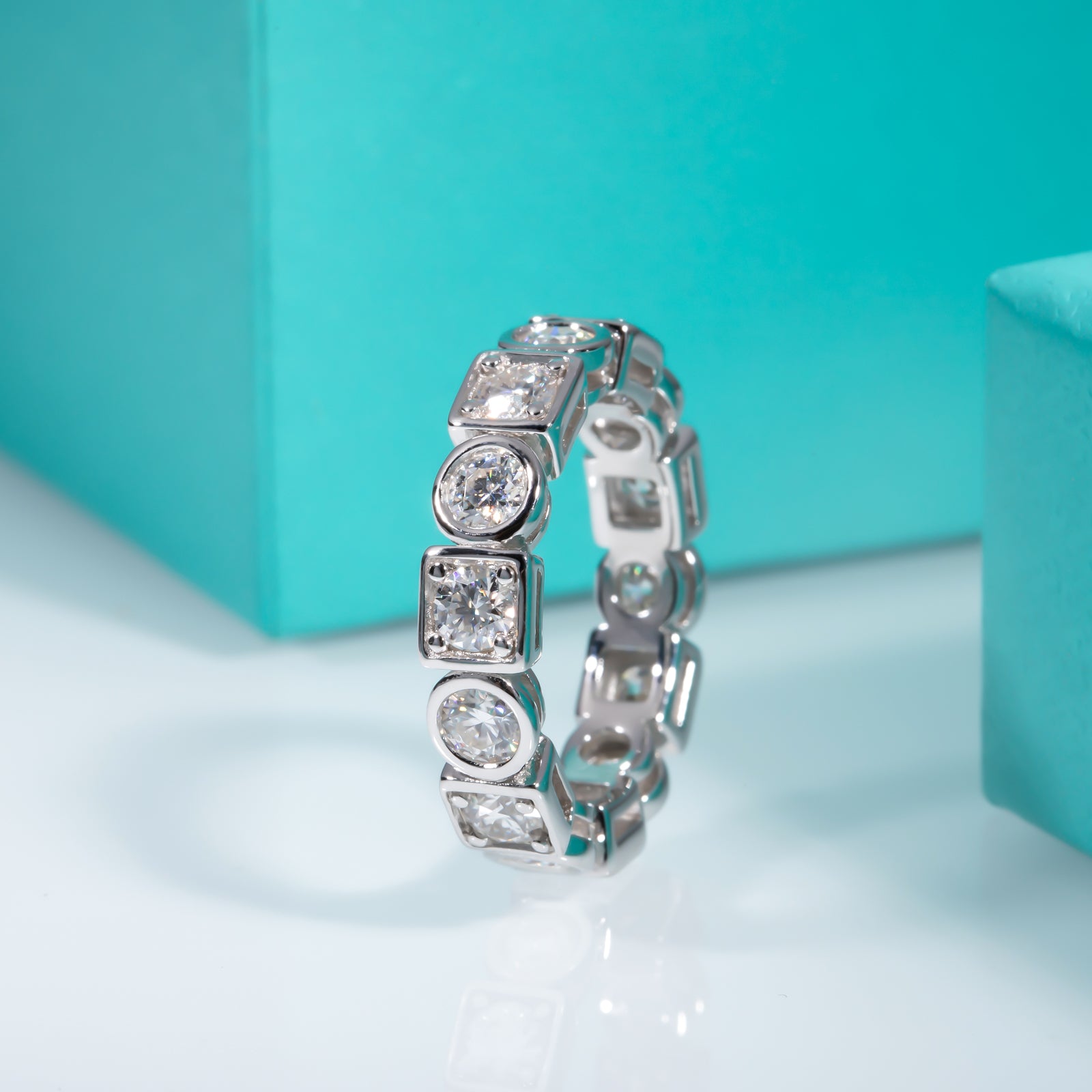 Round Cut Moissanite Wedding Band (2.8 cttw)
