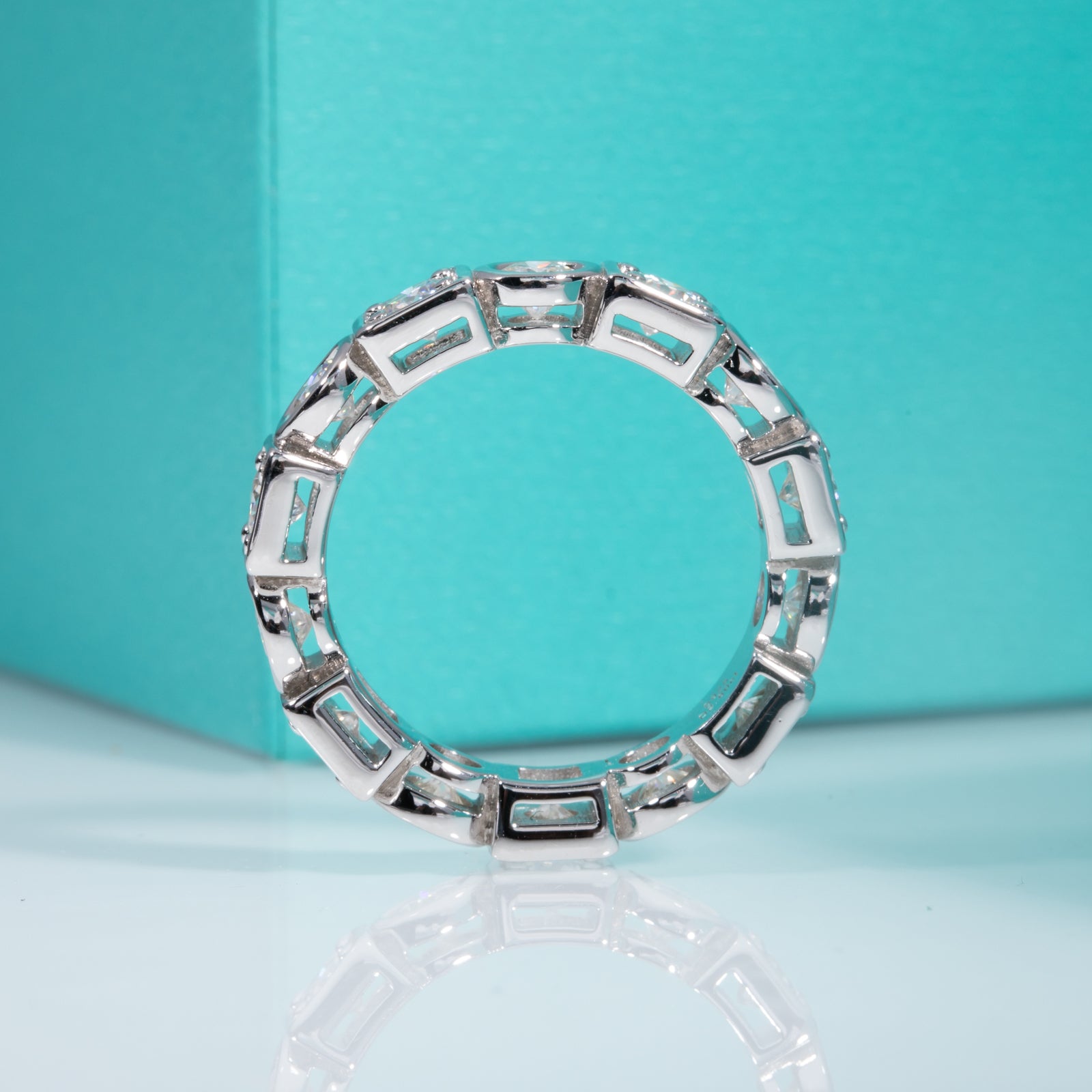 Round Cut Moissanite Wedding Band (2.8 cttw)