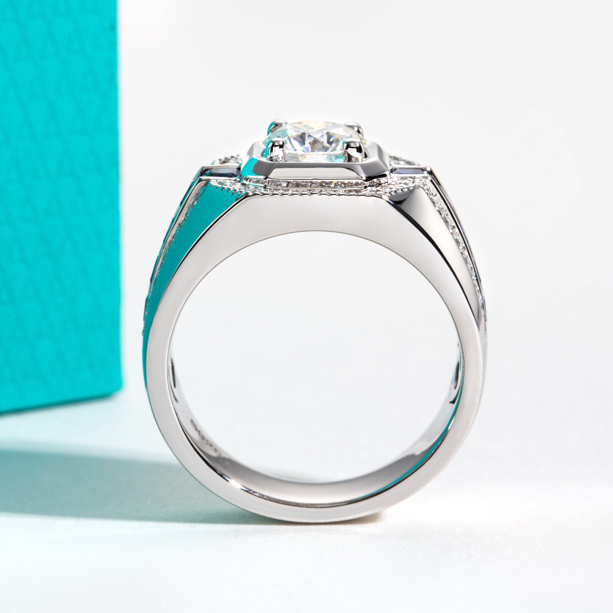 S925 Sterling Silver Men's Ring Inlaid with Moissanite