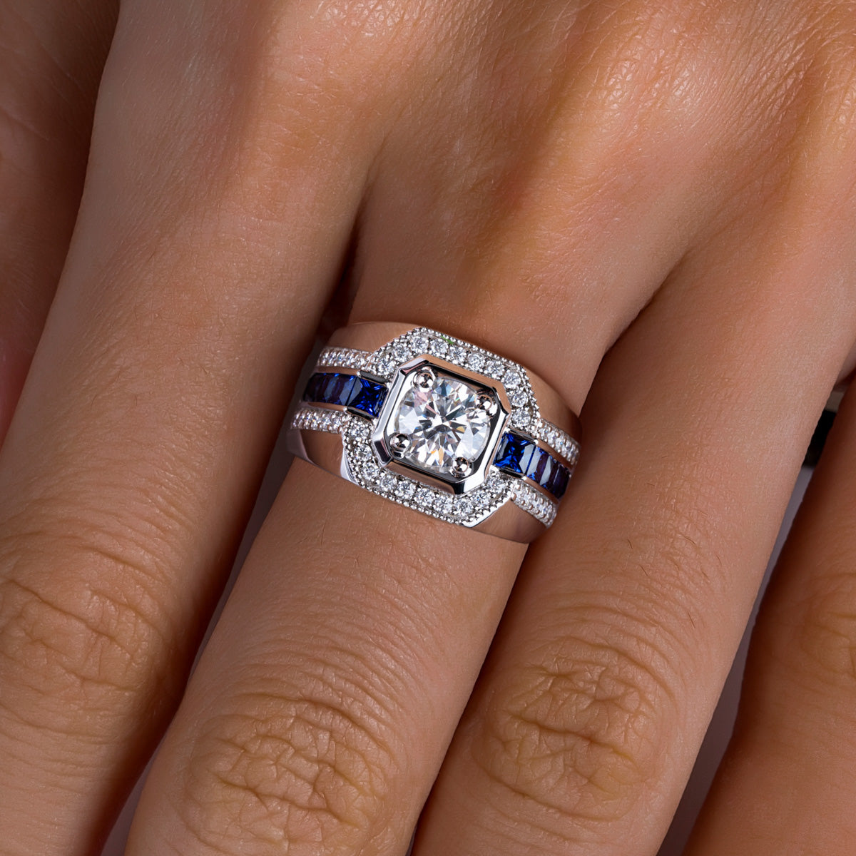 S925 Sterling Silver Men's Ring Inlaid with Moissanite