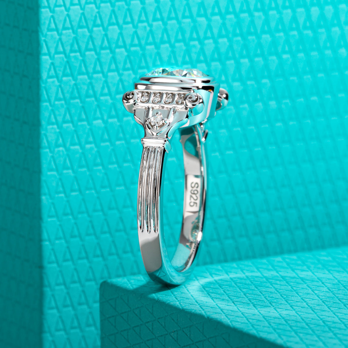 S925 Sterling Silver Square Moissanite Roman Column Ring