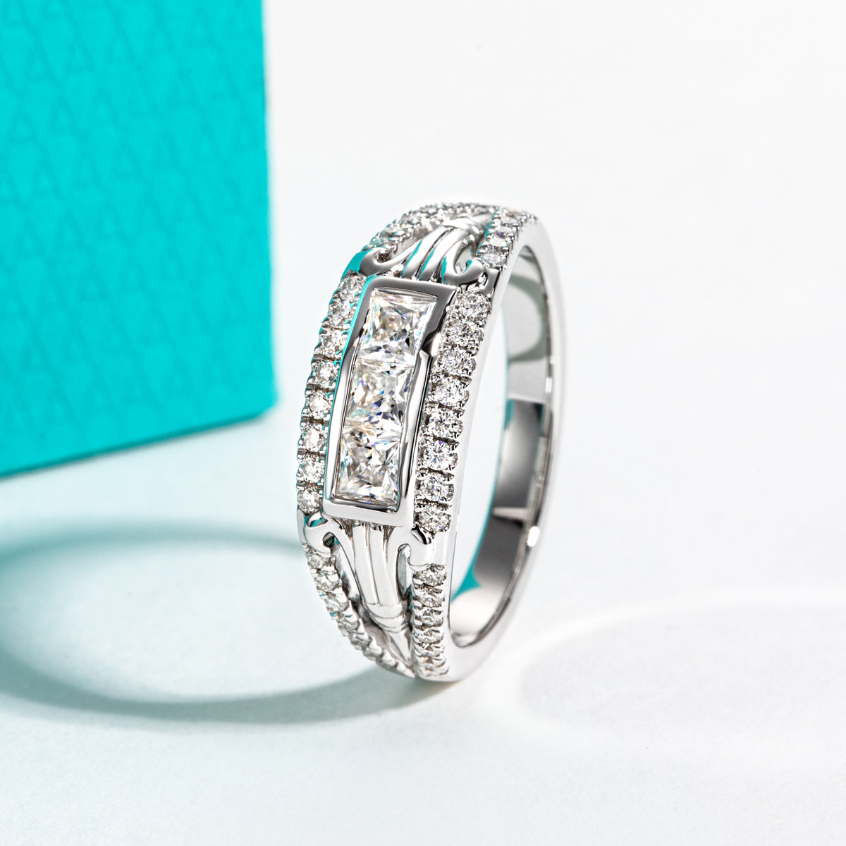 S925 Sterling Silver Roman Column Moissanite Ring