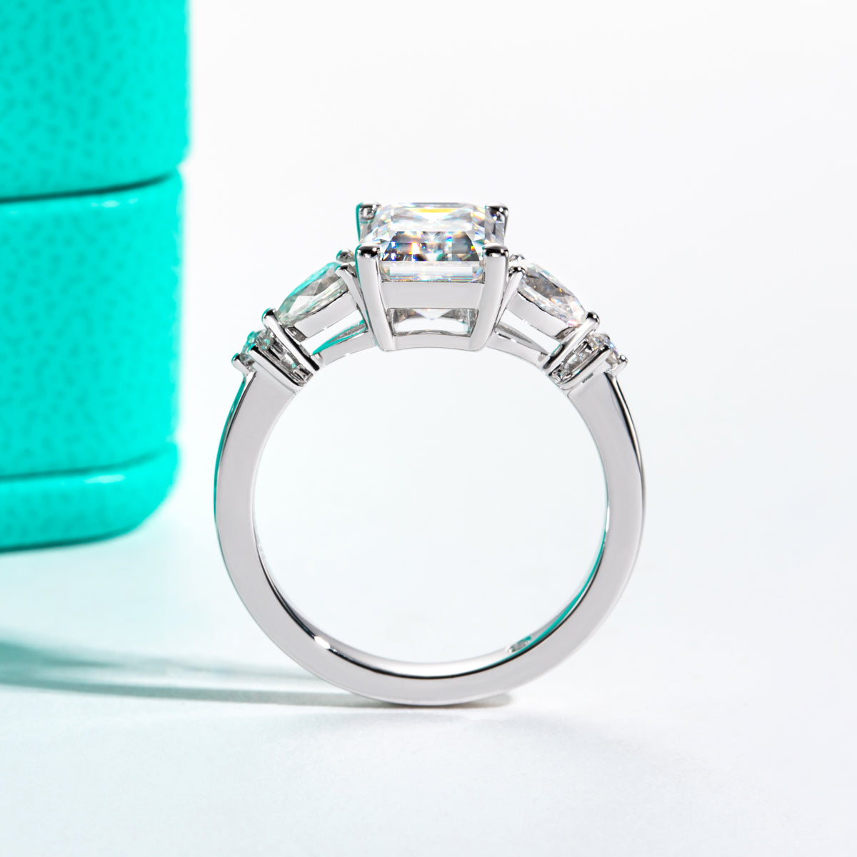 S925 Silver 7×9mm Emerald Cut Moissanite Ring