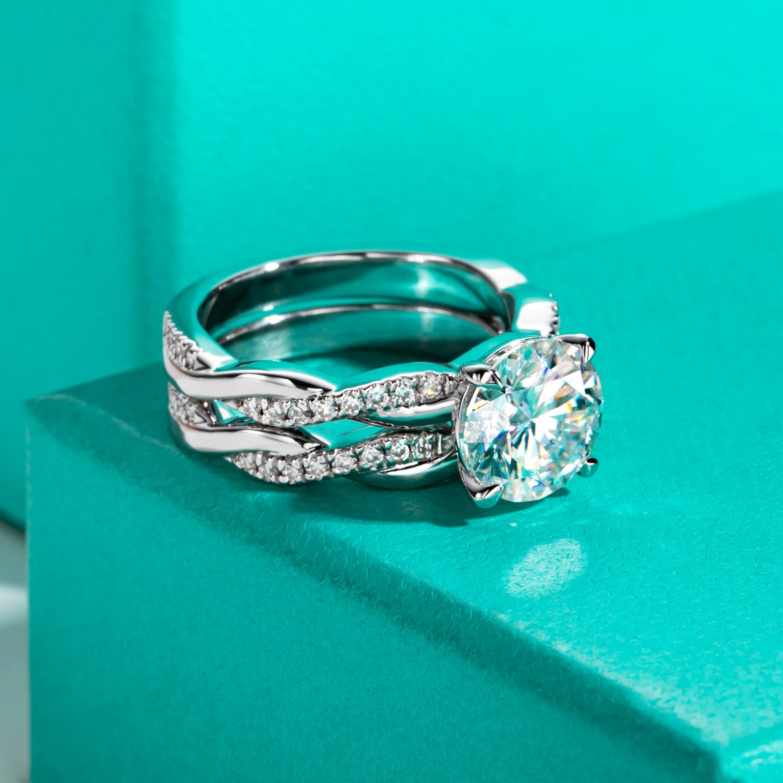 Round Cut Moissanite Engagement Ring Bridal Set (3.38 cttw)
