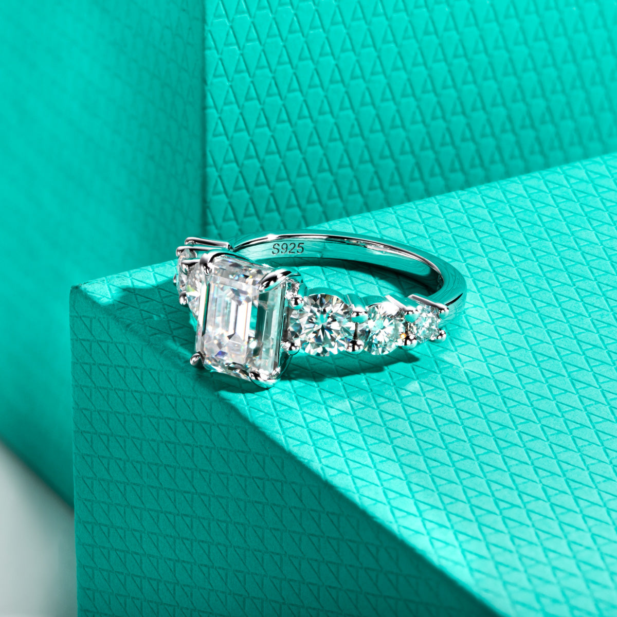 S925 Silver Moissanite Emerald Wedding Ring