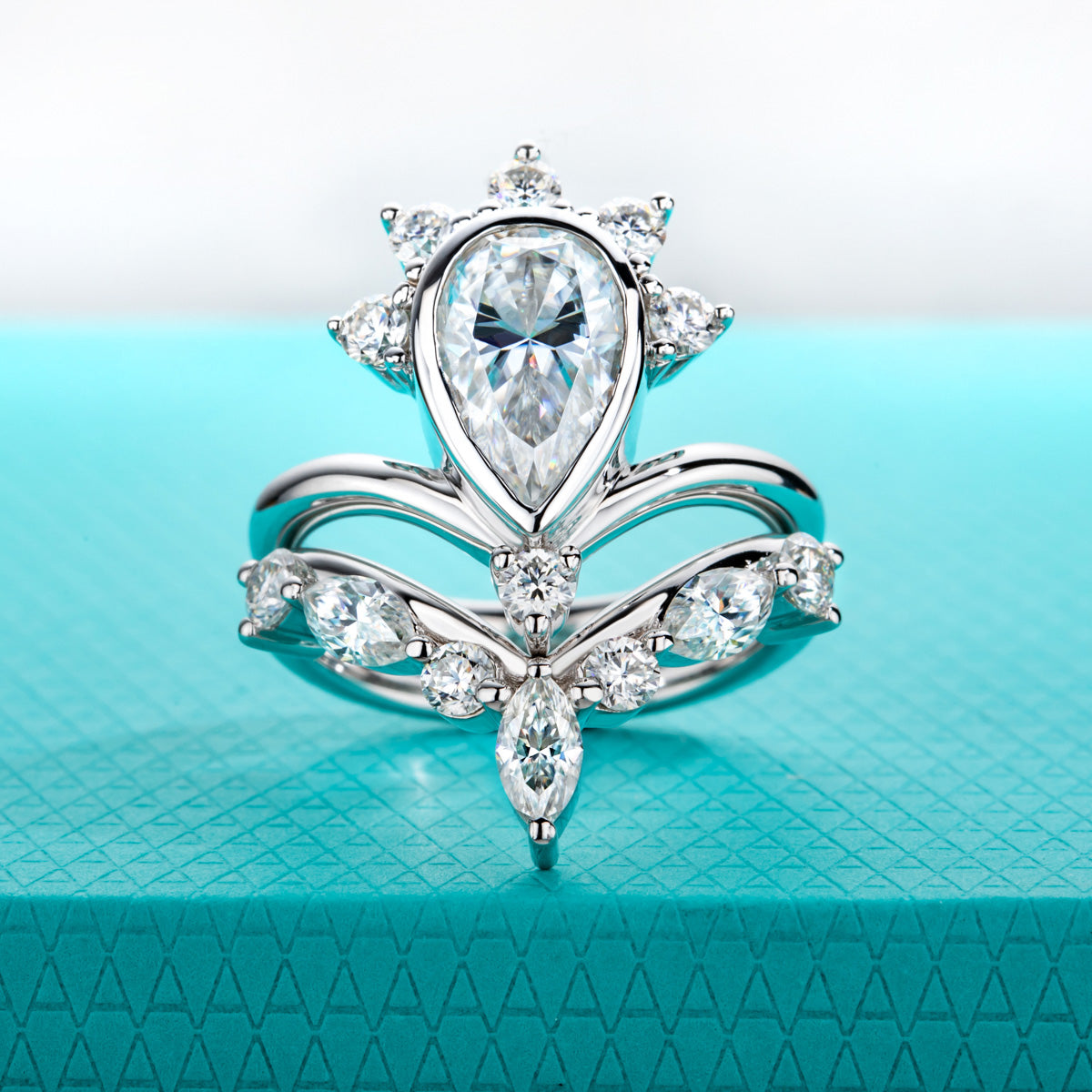 S925 Silver Pear Shaped Moissanite Wedding Ring