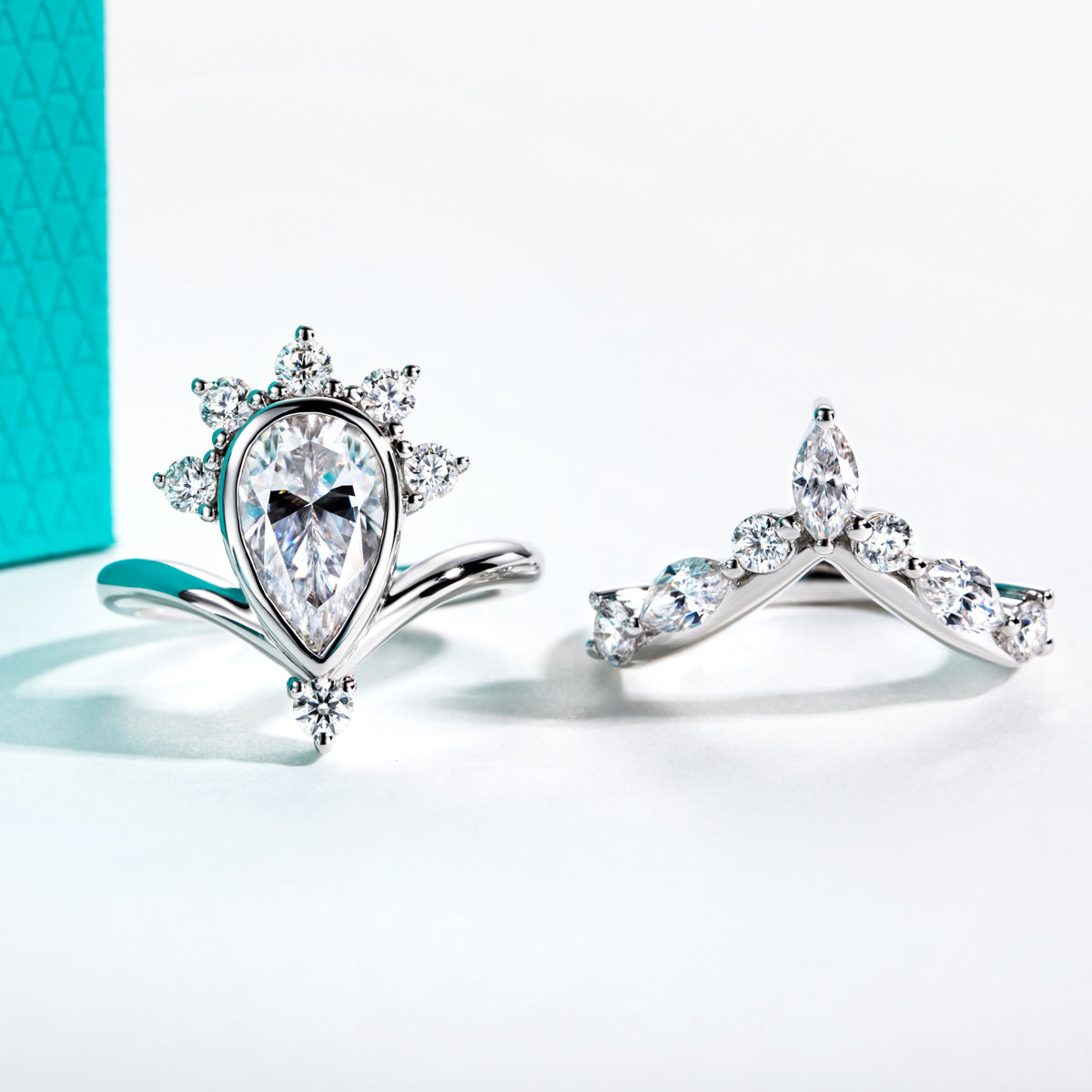 S925 Silver Pear Shaped Moissanite Wedding Ring
