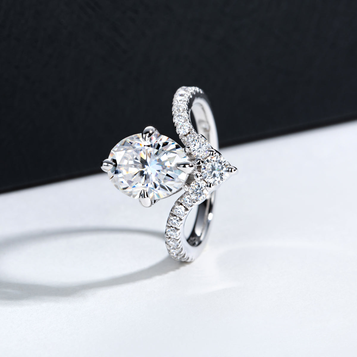 S925 Sterling Silver Oval Moissanite Wedding Ring