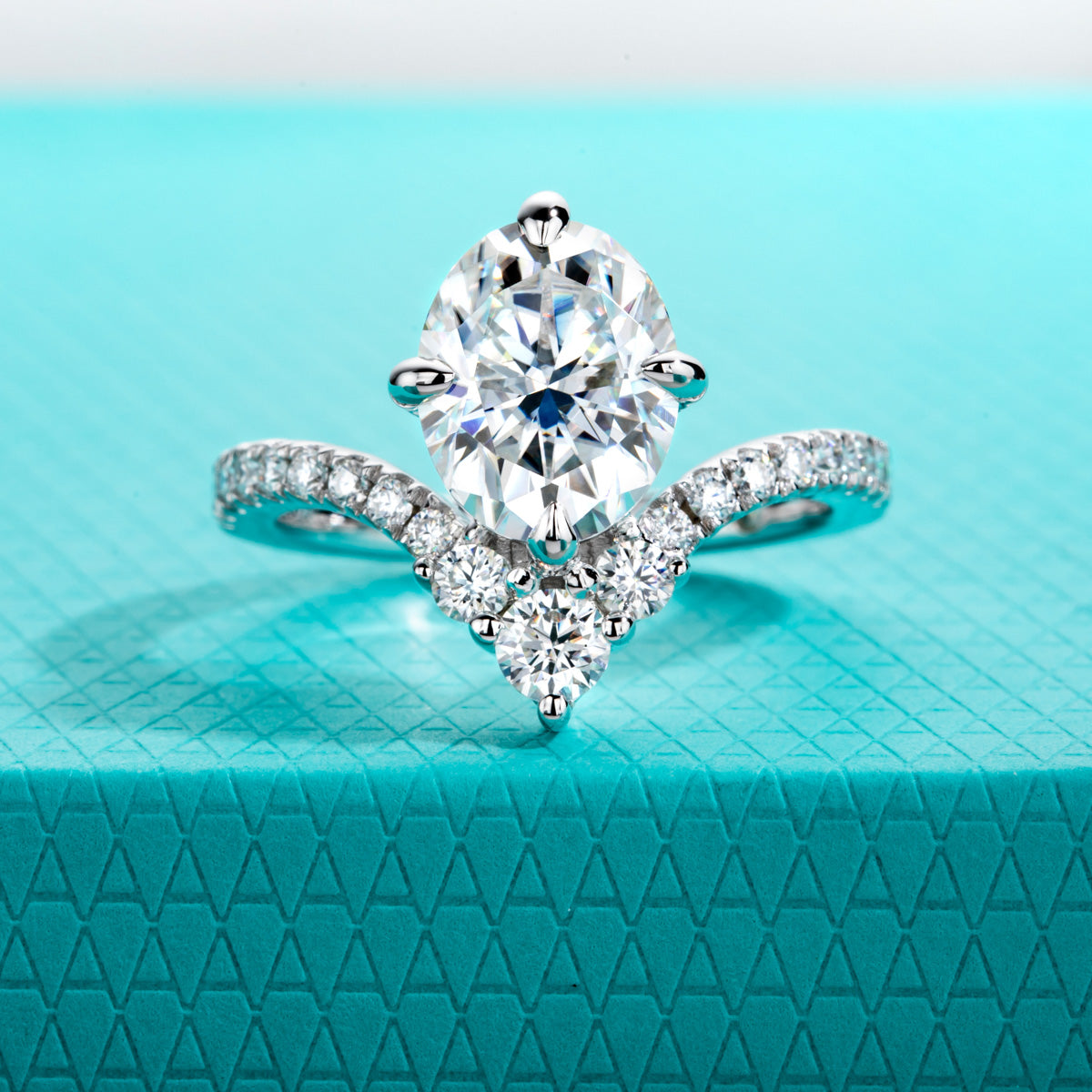 S925 Sterling Silver Oval Moissanite Wedding Ring
