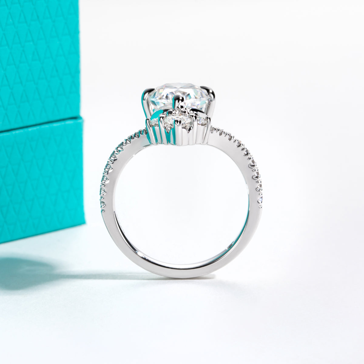 S925 Sterling Silver Oval Moissanite Wedding Ring